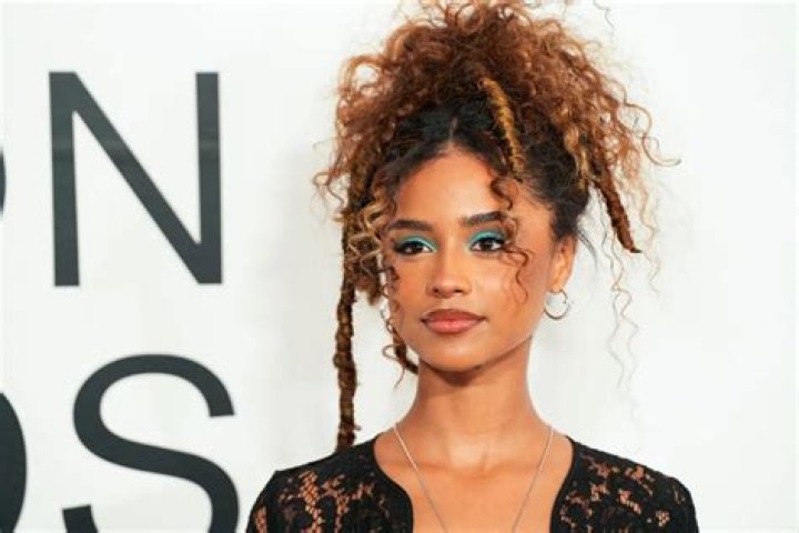 Uncovering Tyla Singer's Height: A Complete Guide
